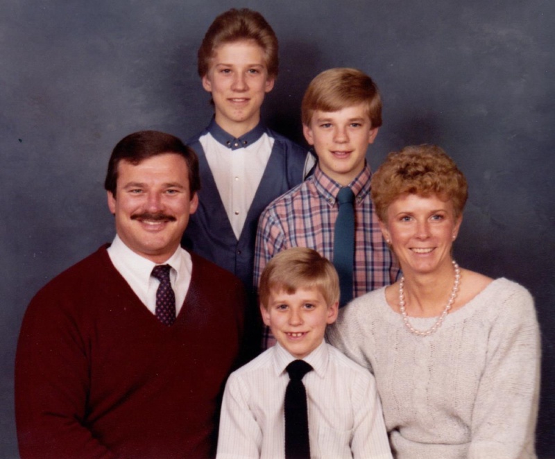 Keep1985-12 CCardPic x.jpg